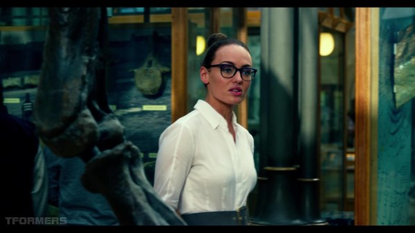 Transformers The Last Knight Theatrical Trailer HD Screenshot Gallery 540 (540 of 788)